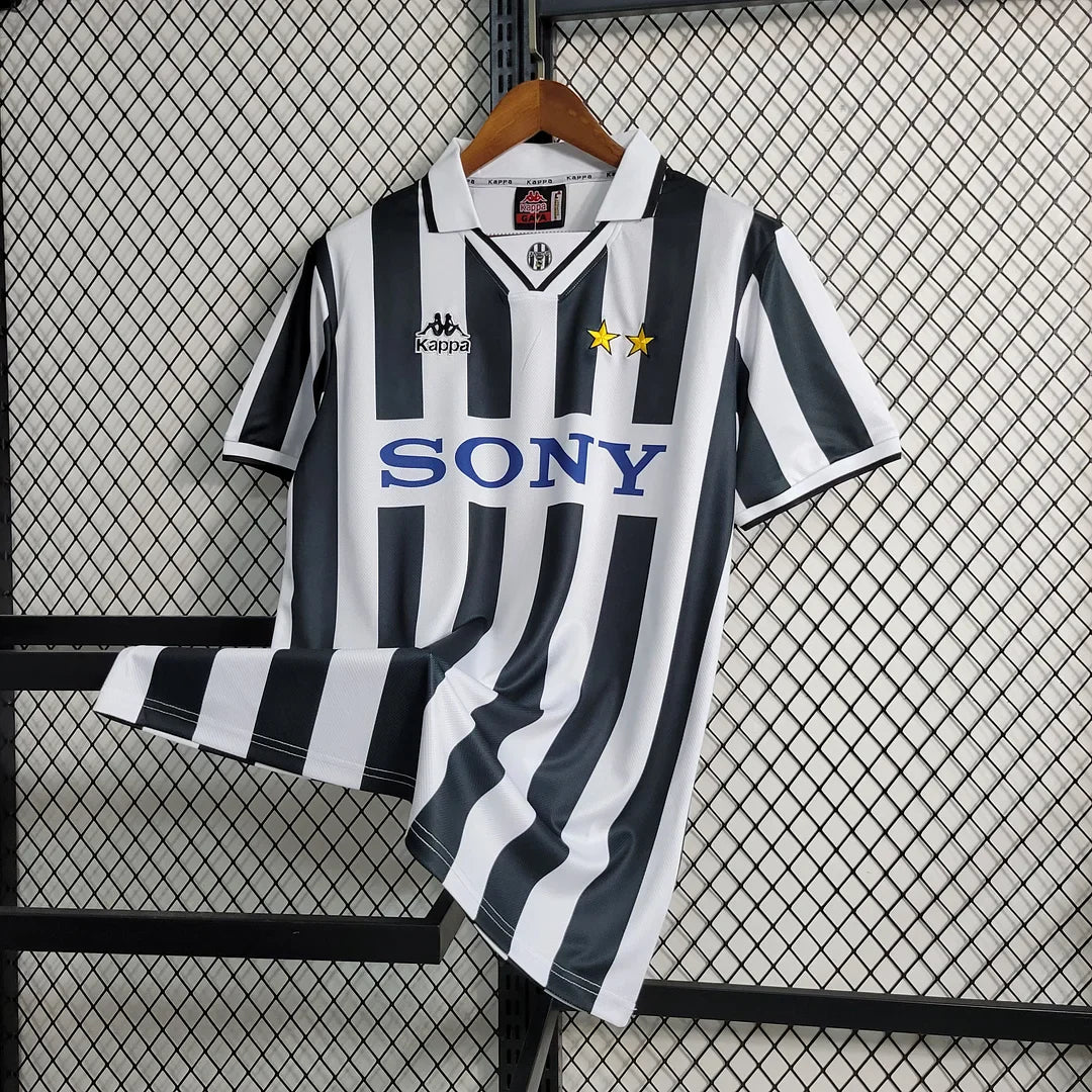 1996-1997 Retro Juventus Home Jersey