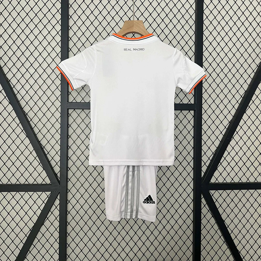 2013/2014 Retro Real Madrid Home Kit Kids Size