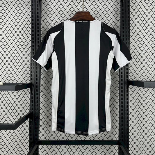 2004-2005 Retro Juventus Home Jersey