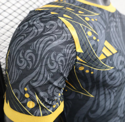 Real Madrid "Golden Wolf" Limited Jersey