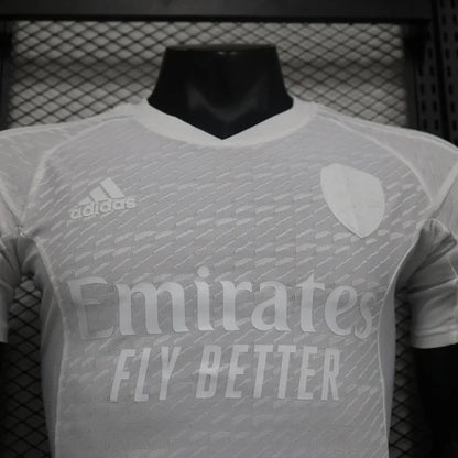 Arsenal "Pure Elegance" Limited Jersey